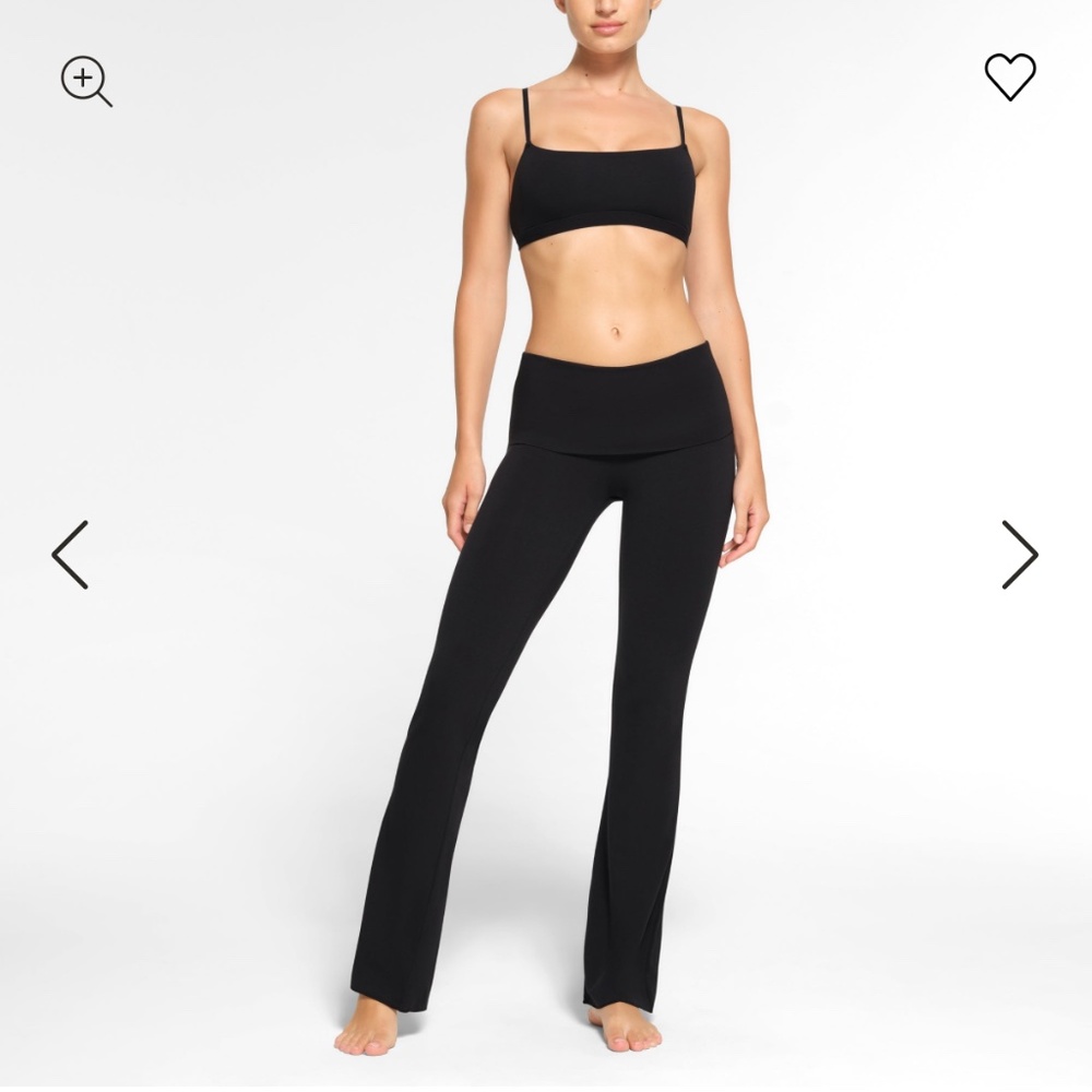 Skims fold over pant